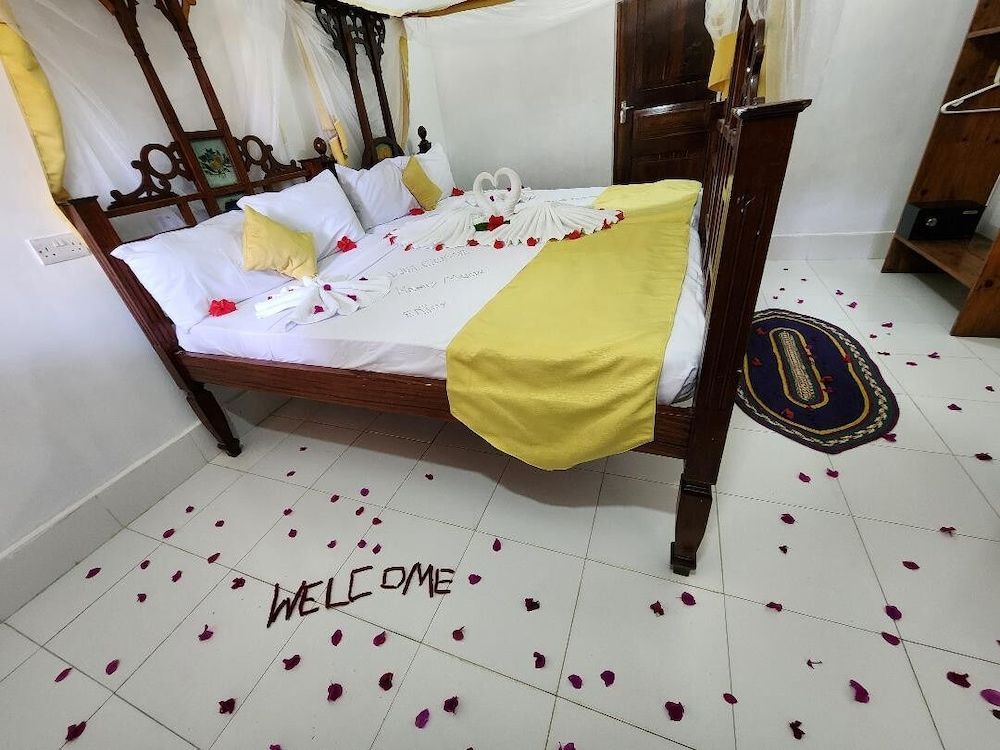 Seagull Nungwi Resort Honeymoon Double Room, Pool View 3