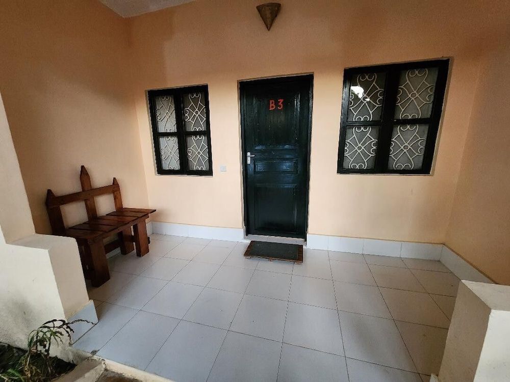 Seagull Nungwi Resort Honeymoon Double Room, Pool View 2