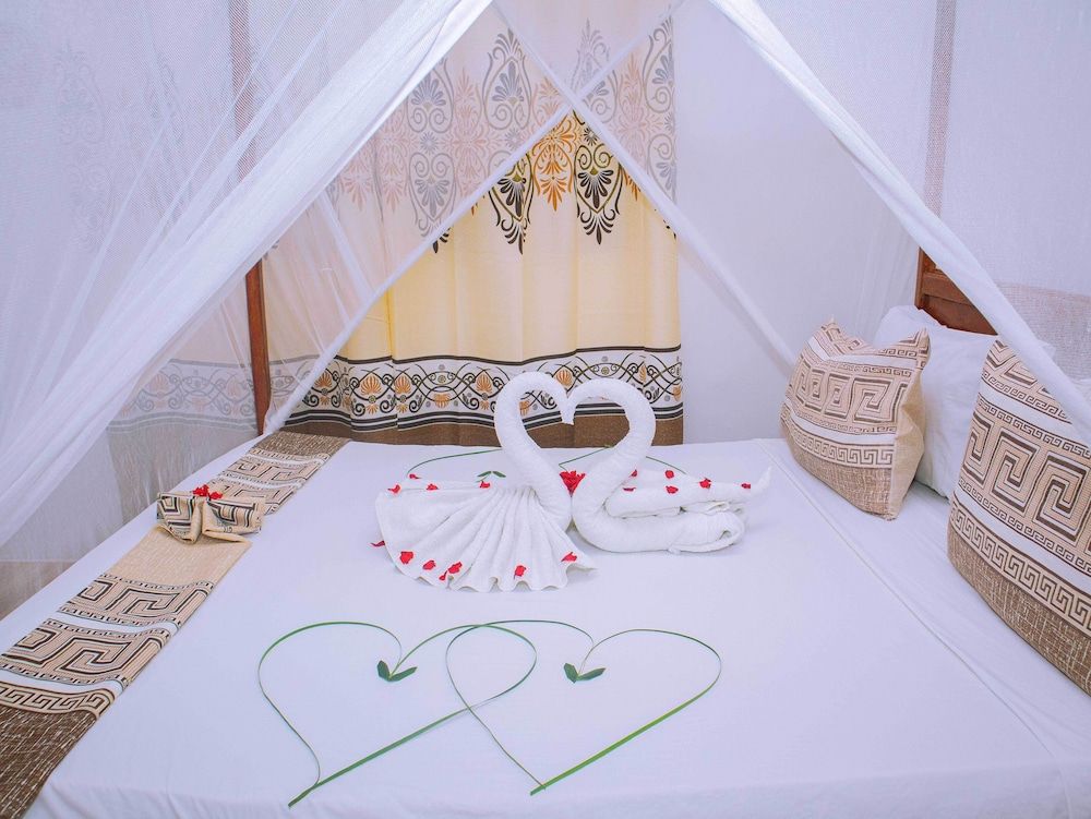 Ondo House Standard Double Room 11