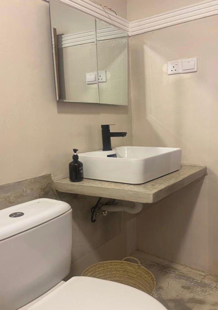 Hanaia House Superior Double Room 10