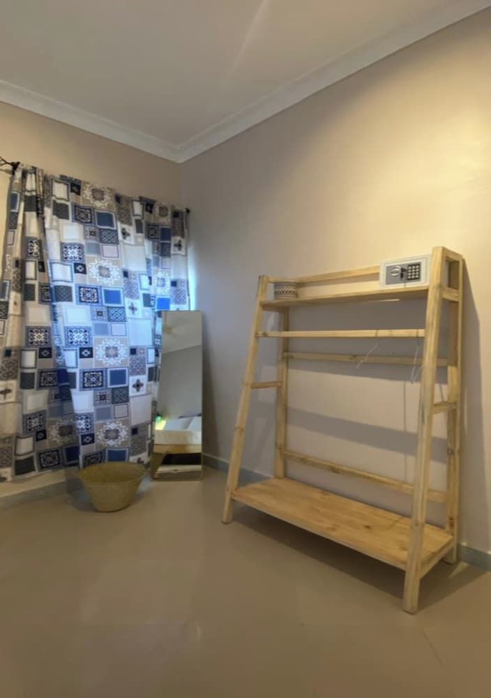 Hanaia House Deluxe Double Room 11