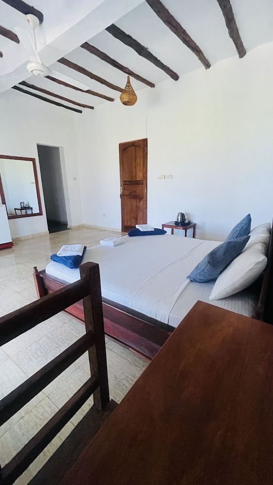 White Star Ocean View Hotel Deluxe Double Room, Ocean View 8