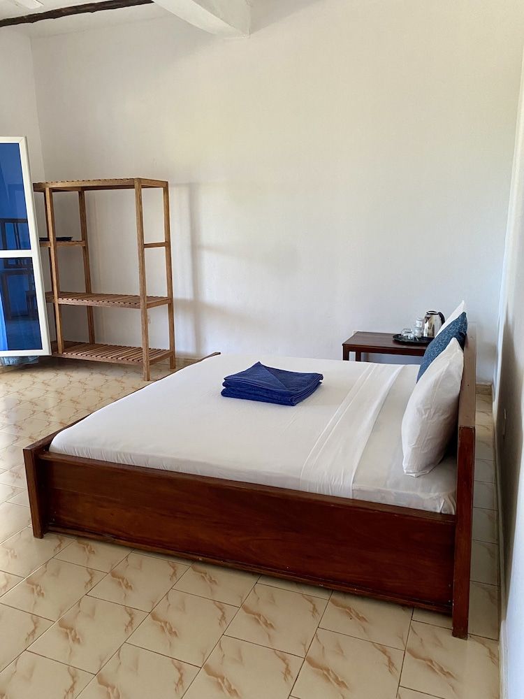 White Star Ocean View Hotel Deluxe Double Room, Ocean View 6