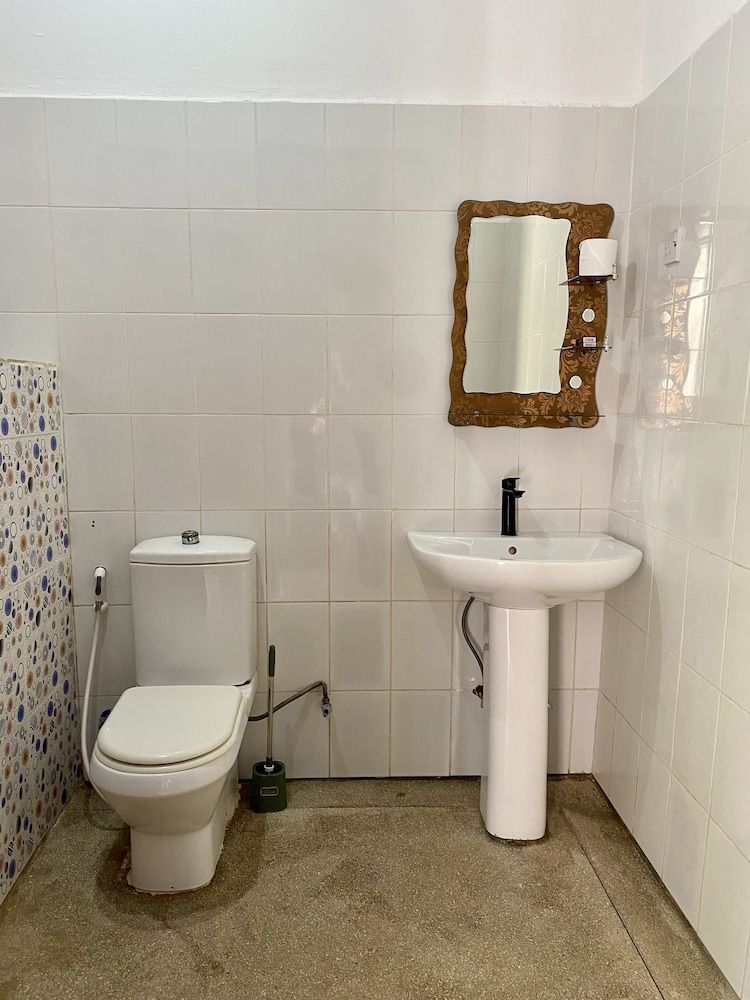 White Star Ocean View Hotel Classic Double Room 5