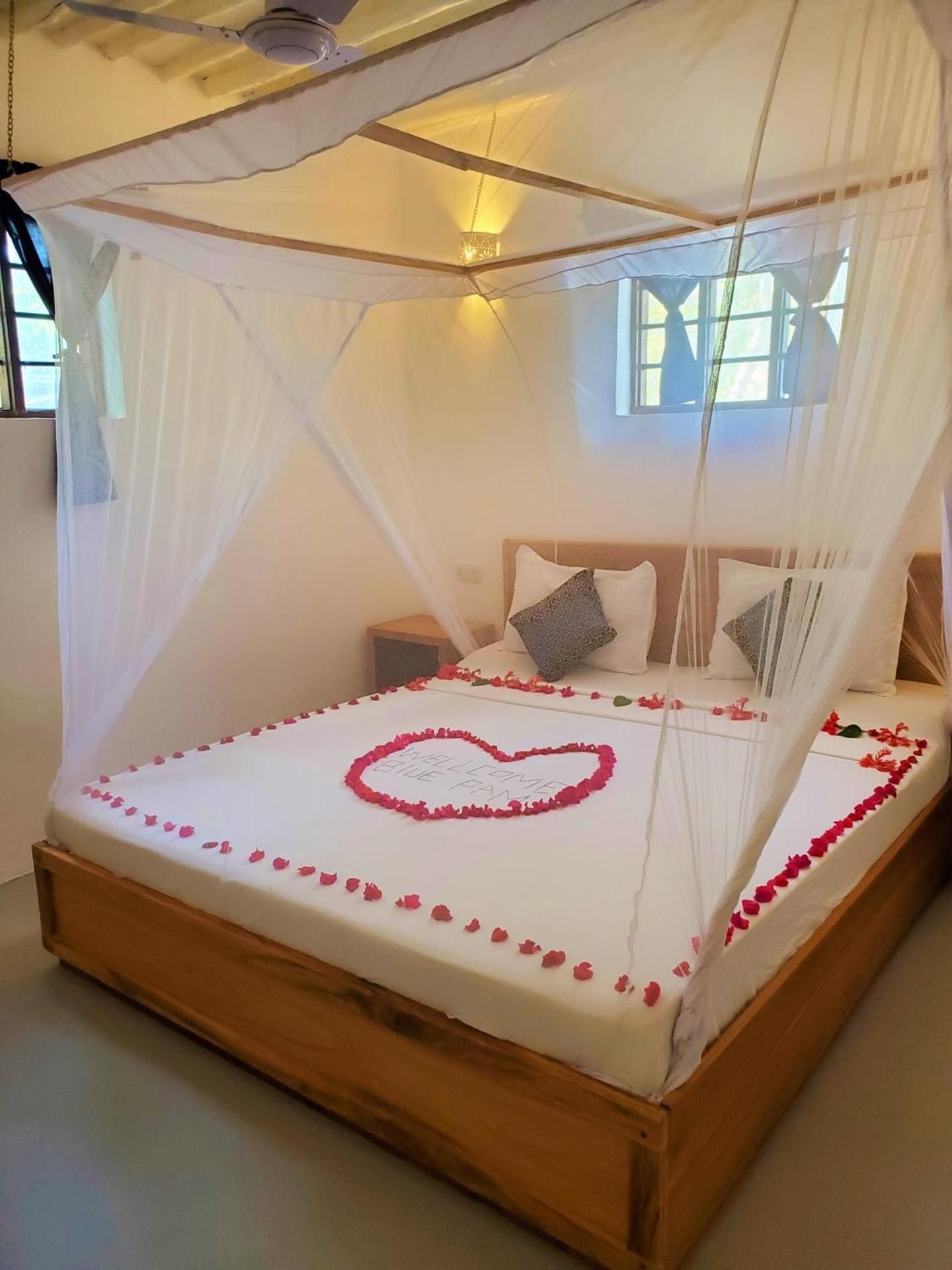 Blue Palm Zanzibar Double Room with Private Bathroom 2