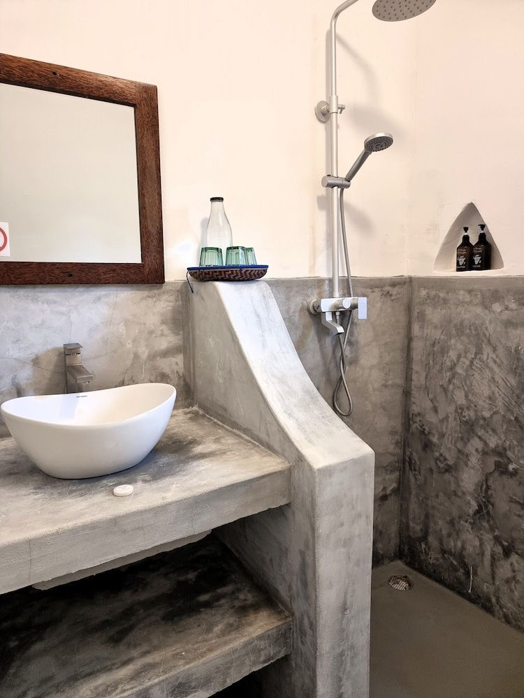 Blue Palm Zanzibar Family Room 2