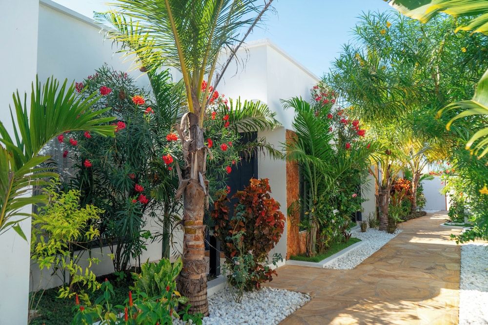 The Bali Resort Zanzibar Standalone Bungalow with King Bed and Terrace 6