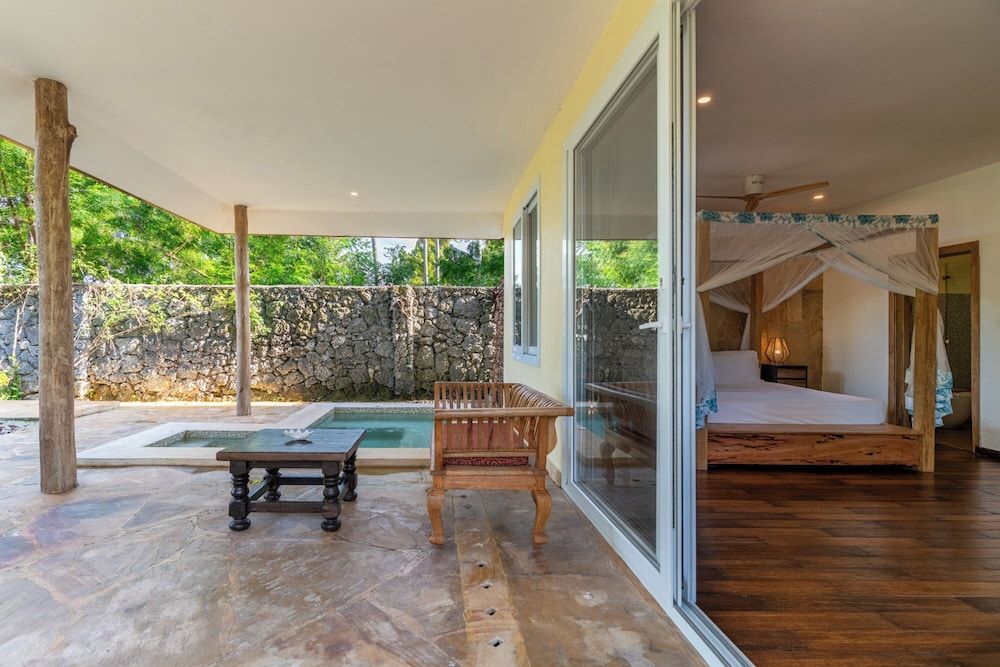 Maharaja Boutique Hotel Zanzibar Deluxe Villa, Hot Tub, Sea View 5