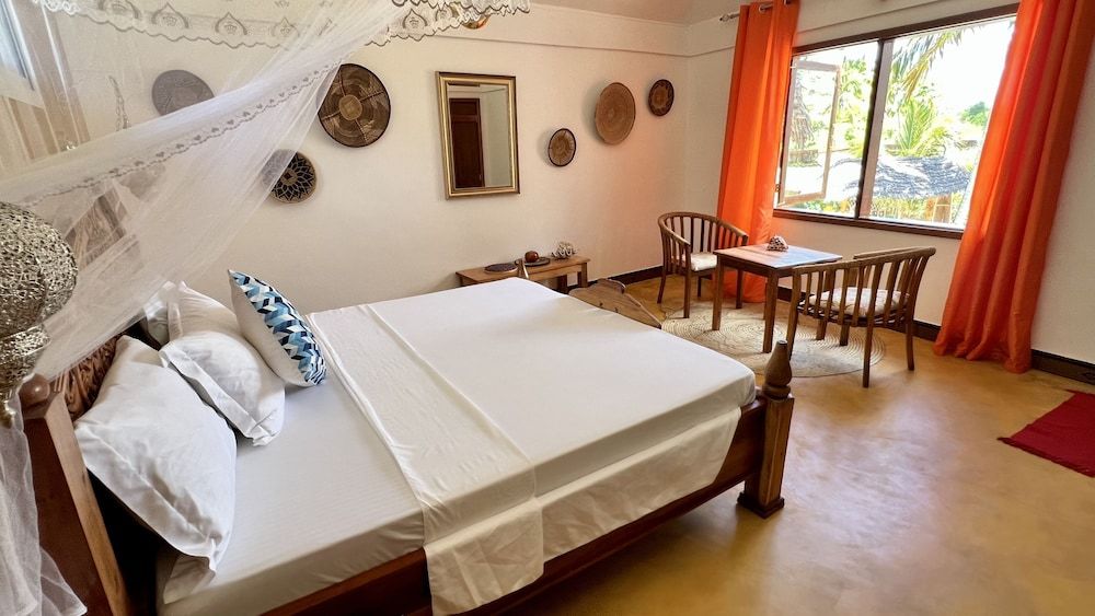 Oleza Boutique Hotel Honeymoon Double Room 2