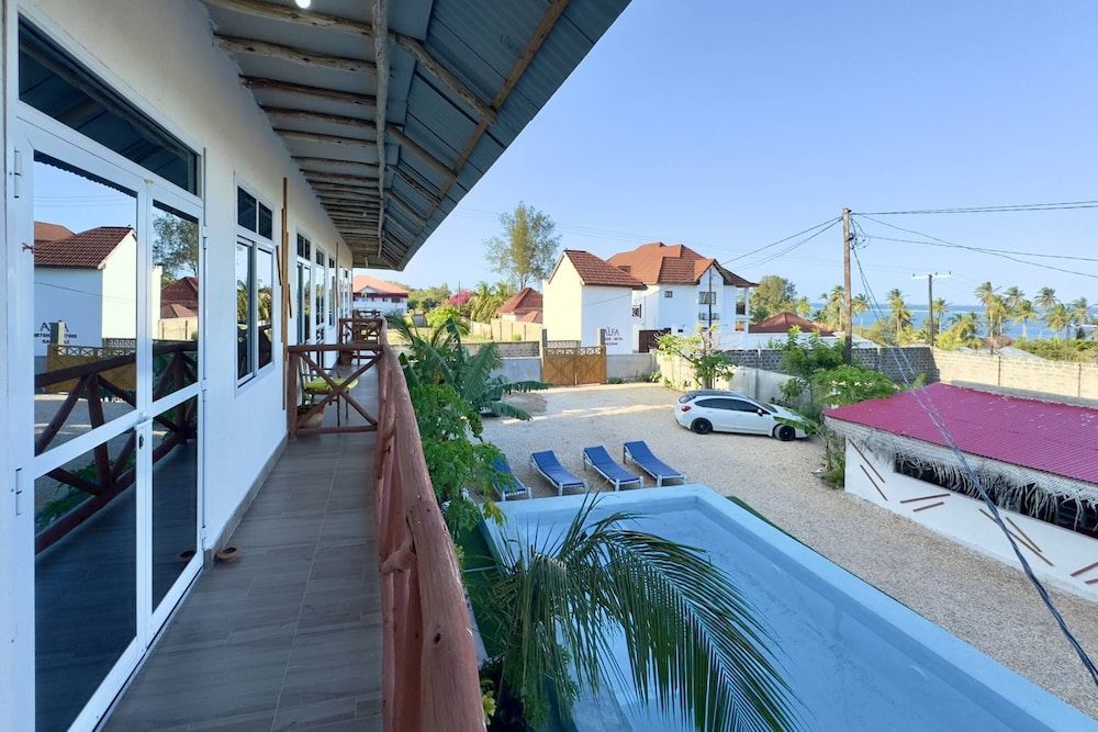 Zanzibar Lodge Deluxe Double Room, 1 King Bed, Ocean View 7