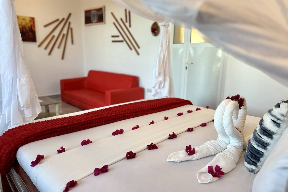 Zanzibar Lodge Deluxe Double Room, 1 King Bed, Ocean View 3