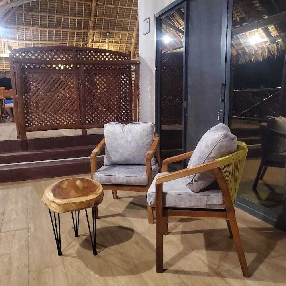 Sand and Sunset Deluxe Double or Twin Room, Sea View 8