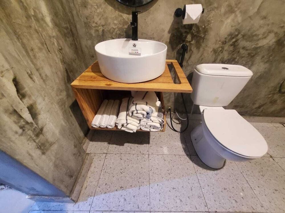 Sand and Sunset Deluxe Twin Room 10