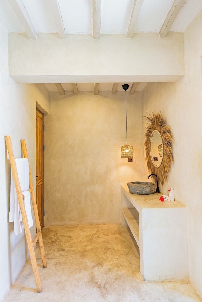 Seconda Stella Boutique Deluxe Bungalow, Pool View 15