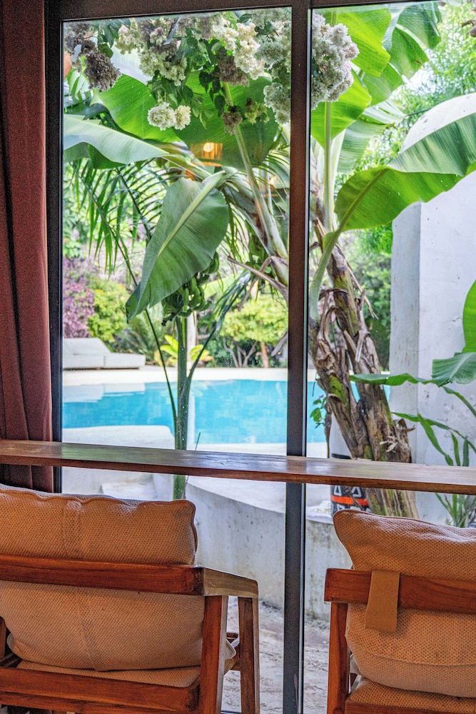 Seconda Stella Boutique Superior Suite, Pool View 9