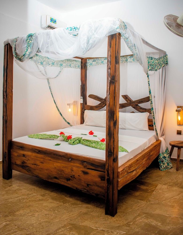 Pazuri Kendwa Beach Hotel Standard Double Room, Sea View 3