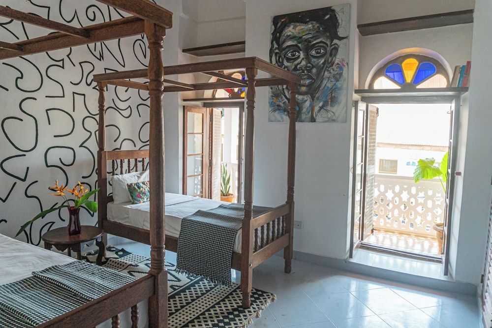 Deluxe Double or Twin Room, Balcony