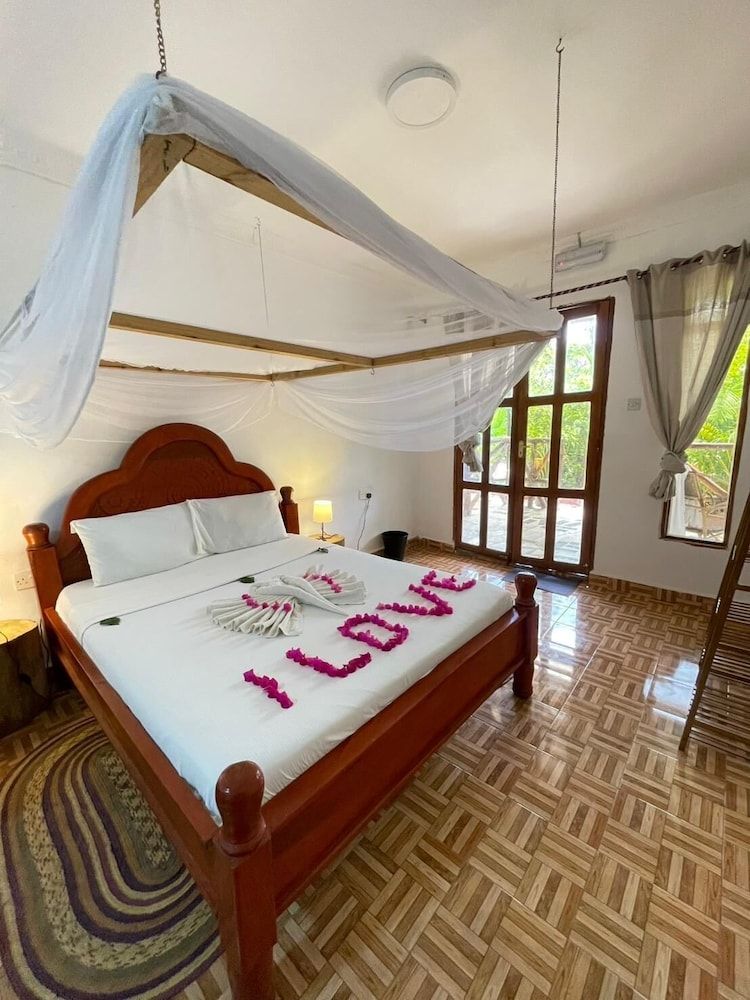 zanzllywood hotel and apartments Comfort Apartment, Garden View 9