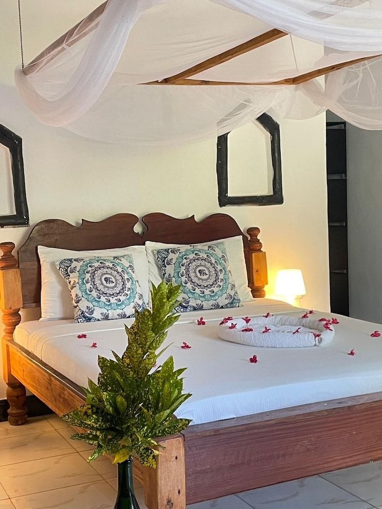 zanzllywood hotel and apartments Exclusive Double Room, 1 Bedroom, Garden View 8