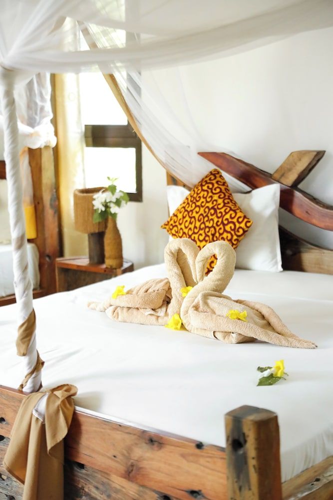 Deluxe Room, Partial Ocean View