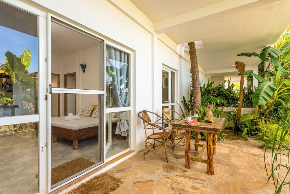 Surfescape Zanzibar Standard Apartment, 1 Bedroom, Patio, Ocean View 6