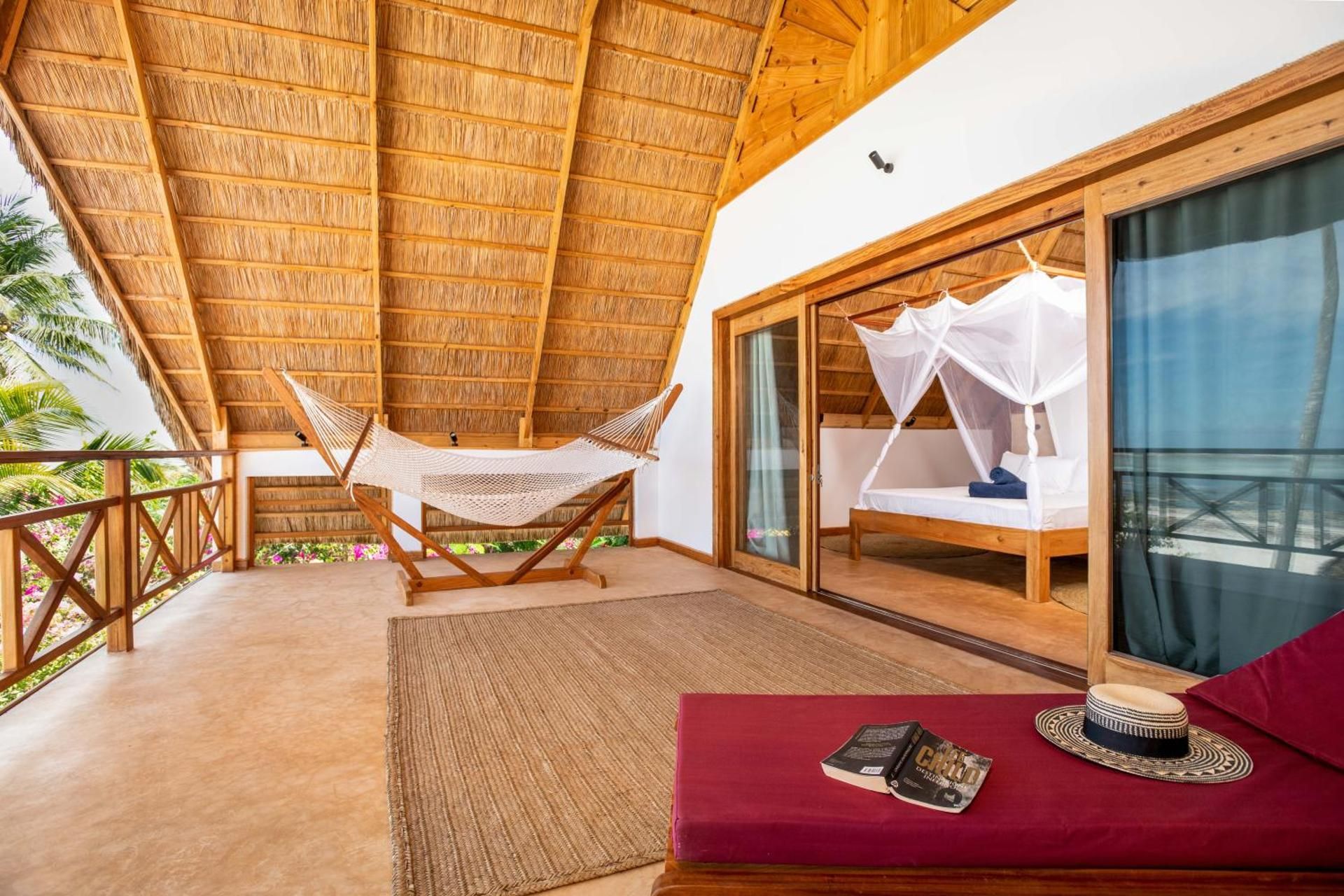 Villa - Beach Front
