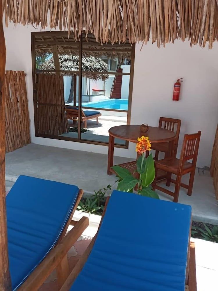 Amani Paje B&B Standard Double Room 10