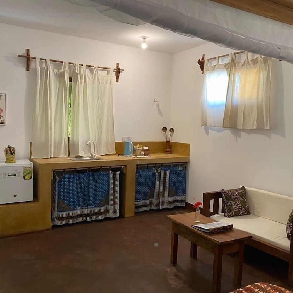 Shamba Village Hotel Standard Double Room, 1 Bedroom 2