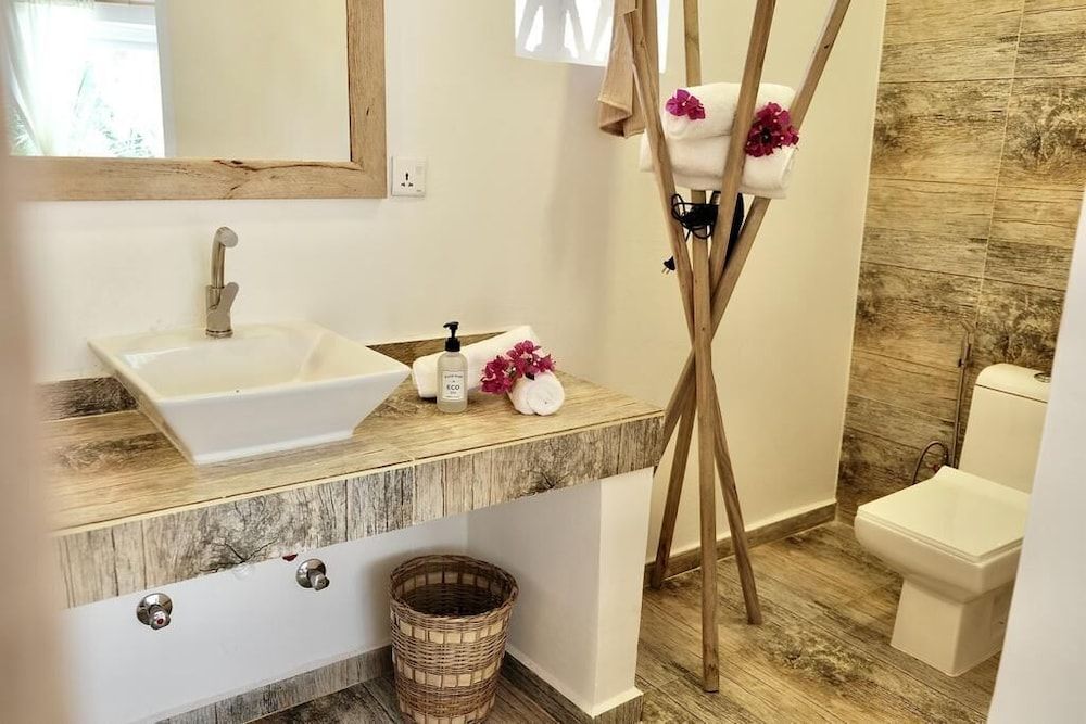 Antares Villa Deluxe Room 5