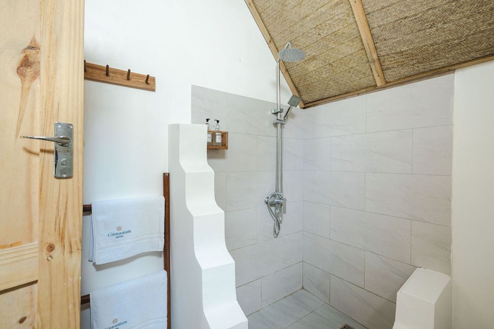 CInnamon Hotel Deluxe Bungalow 12