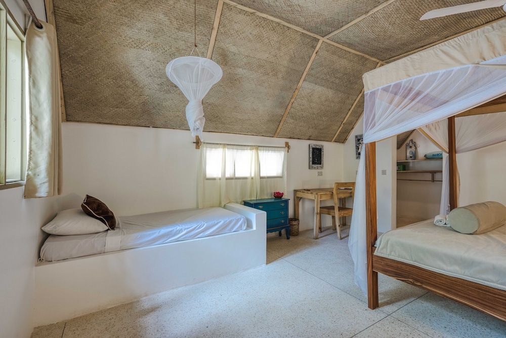 CInnamon Hotel Deluxe Bungalow 7