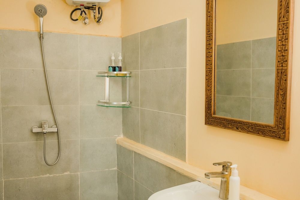 Emerald Palm Boutique Hotel Deluxe Double Room 15