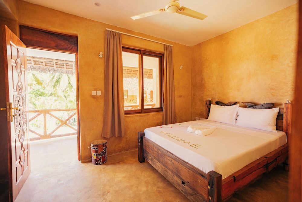 Mayai Ocean Resort Superior Double Room 3