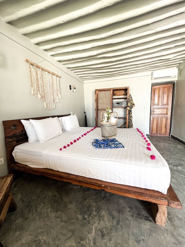 Ndame Paje Hotel Standard Double Room Single Use 4