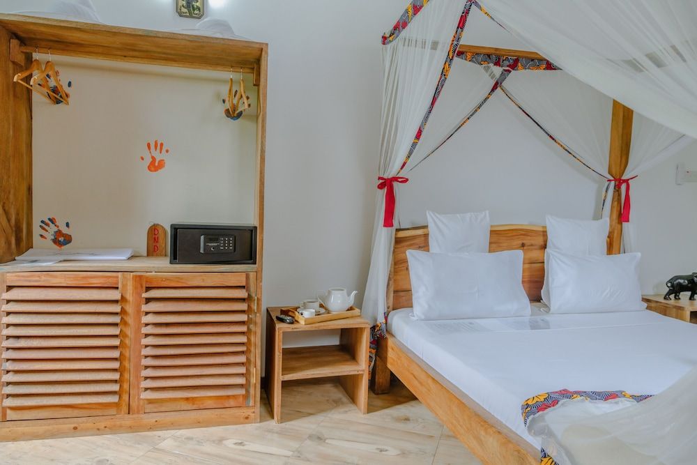 Shoki Shoki Hotel Stone Town Family Quadruple Room 9