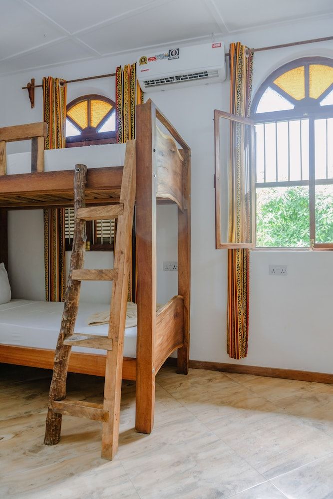 Shoki Shoki Hotel Stone Town Family Quadruple Room 10