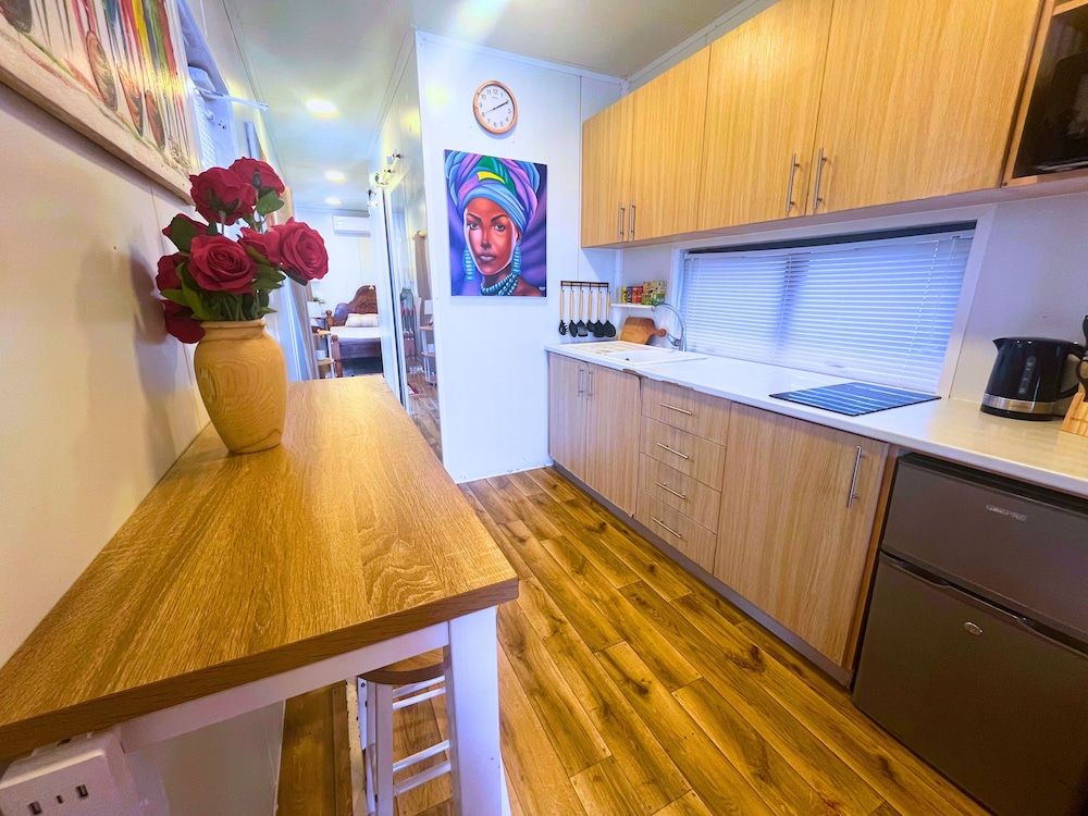 The Zanzibar Beach House - North Panoramic Villa, 1 Queen Bed, Kitchen, Beach View 4