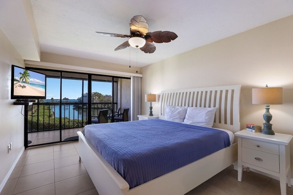 Condo, 2 Bedrooms