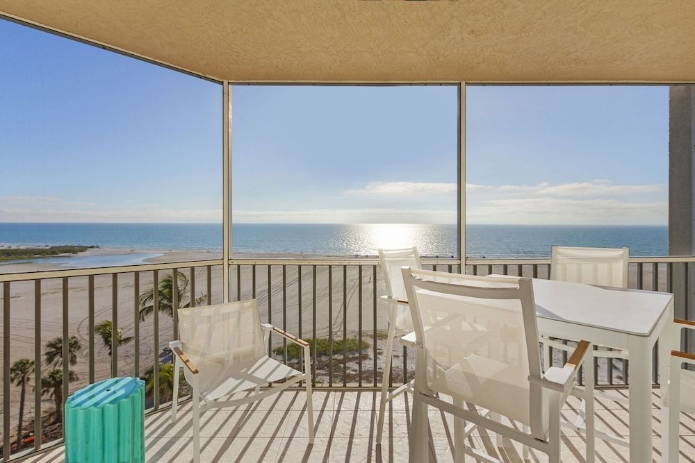 Condo, 3 Bedrooms