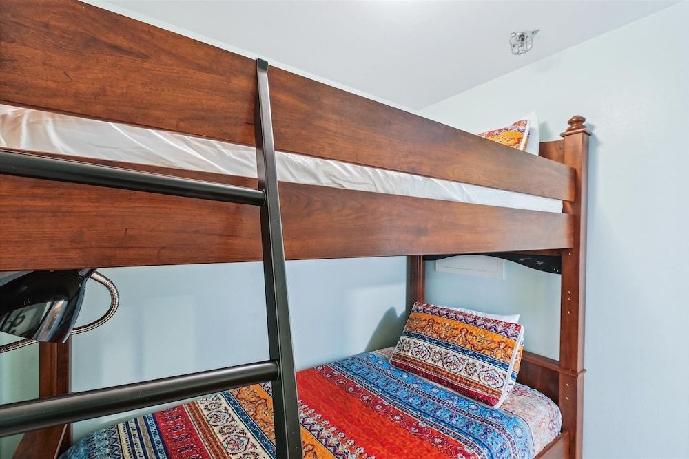 Condo, 1 Bedroom