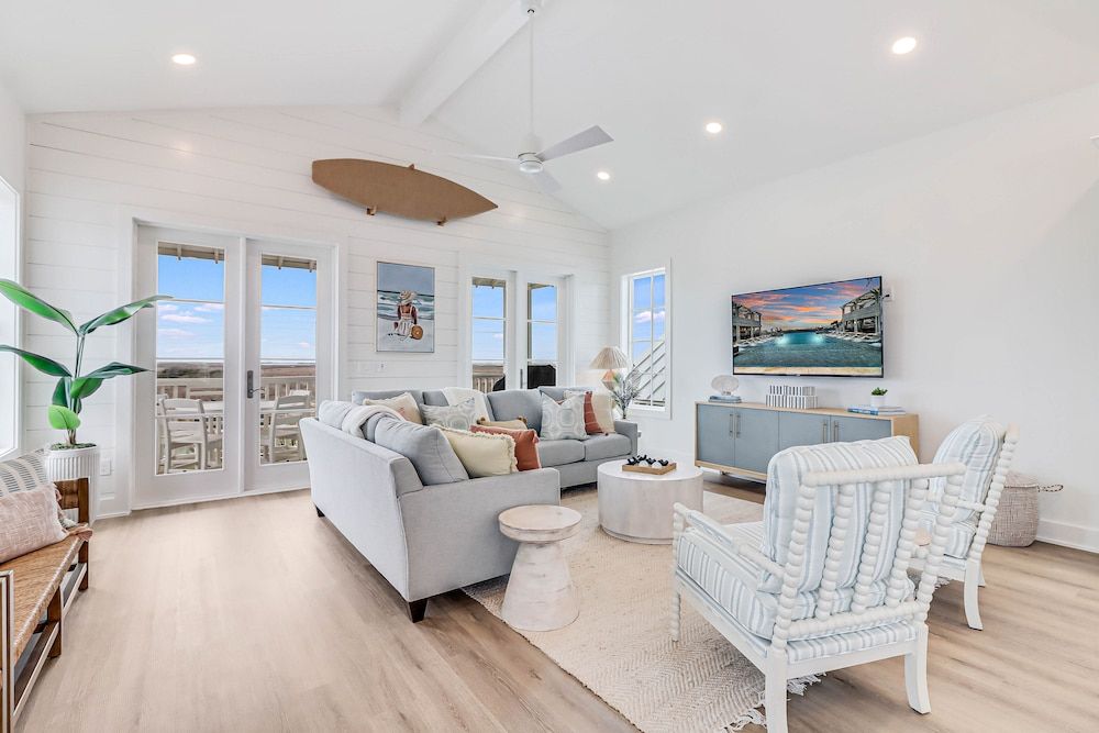House (4 Bedrooms)