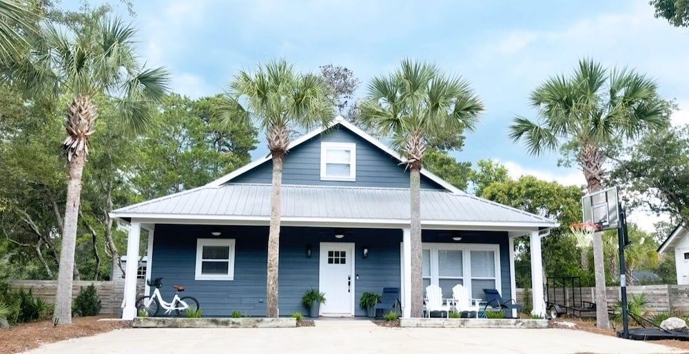 House, 2 Bedrooms