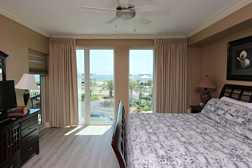 Condo, Multiple Beds, Balcony (Mustique 302)