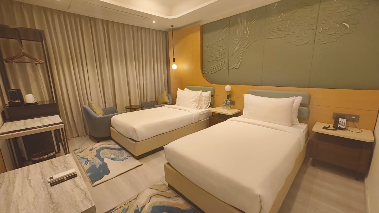 Varay Grande' DELUXE TWIN 8