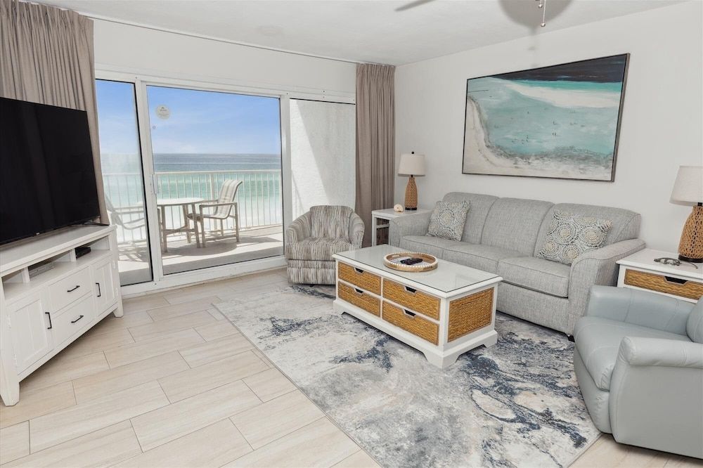 Condo, 2 Bedrooms