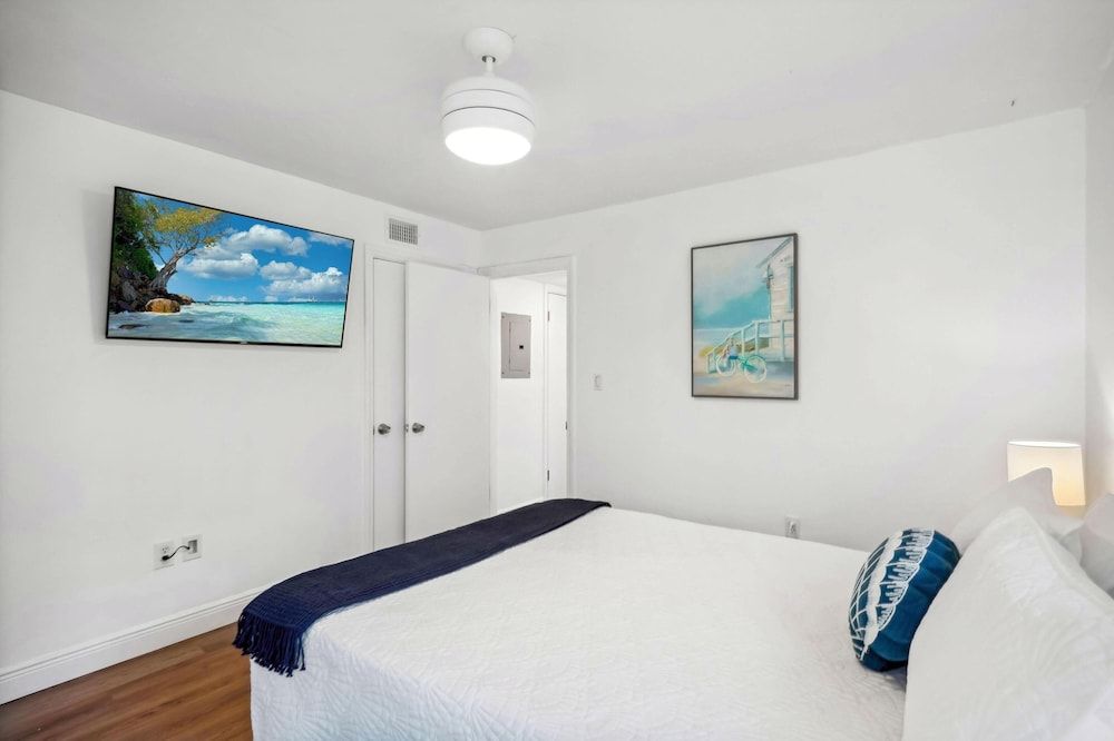 Condo, 1 Queen Bed (Beach Livin 1 - 1 Bedroom Downstairs)