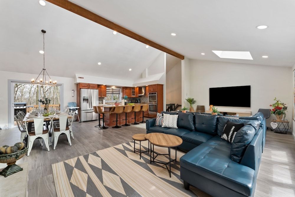 House, 5 Bedrooms