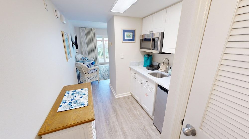 Condo, 3 Bedrooms