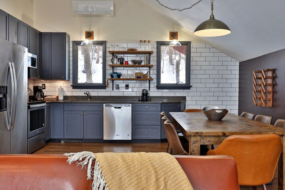 Whitetail Chalet 4 Bedroom Home House, 4 Bedrooms 15