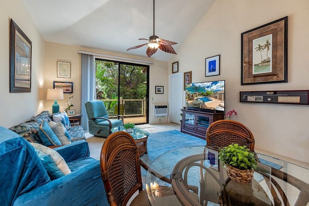 Condo, 2 Bedrooms